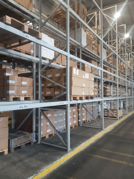 Solidny regał paletowy 7m wysokości używany 4800 m.p. Voestalpine