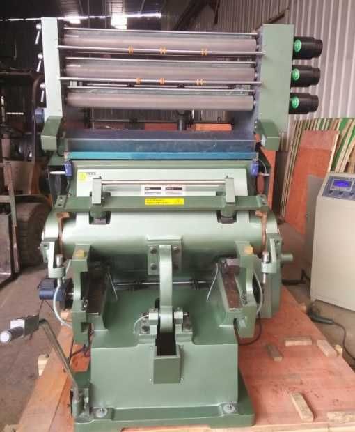 TYMК 750 позолотно-висікальний тигельний прес