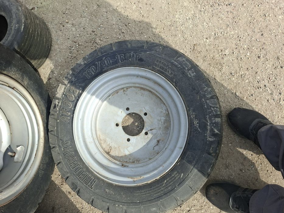 Opona Trelleborg 180.90.16