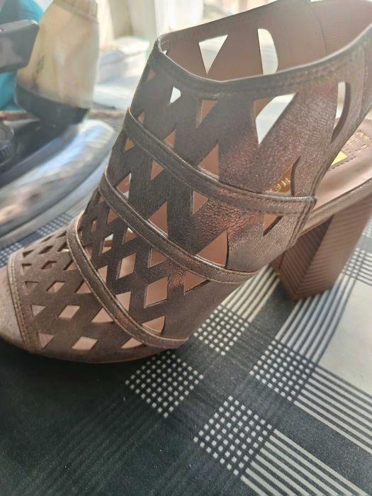 босоніжки літні жіночі