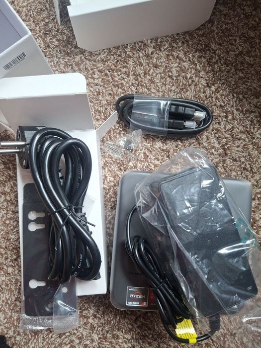 Міні-ПК NiPoGi E3B AMD Ryzen 5 7430U (до 4,3 ГГц) 16 ГБ DDR4 512 ГБ