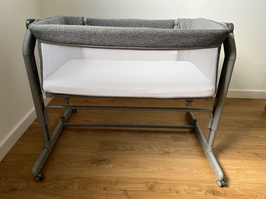 Łóżeczko dostawne Chicco next 2 me