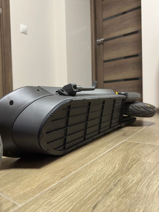 Електросамокат Ninebot MAX G2