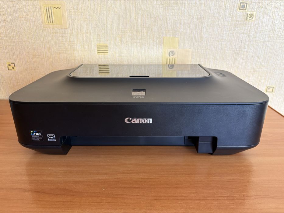 Продаю принтер Canon Pixma IP2700