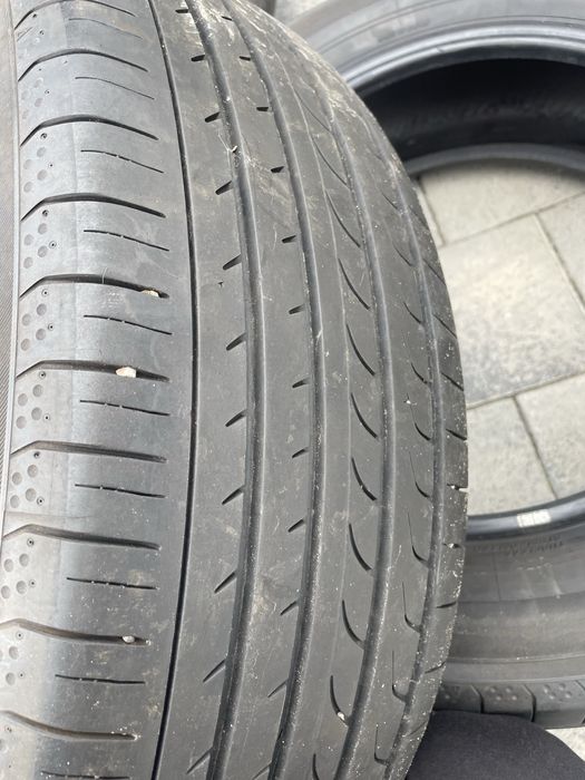 Продам шини R17 / 225/60