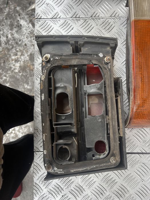 Фонарь стоп 626 год 85 mazda gc