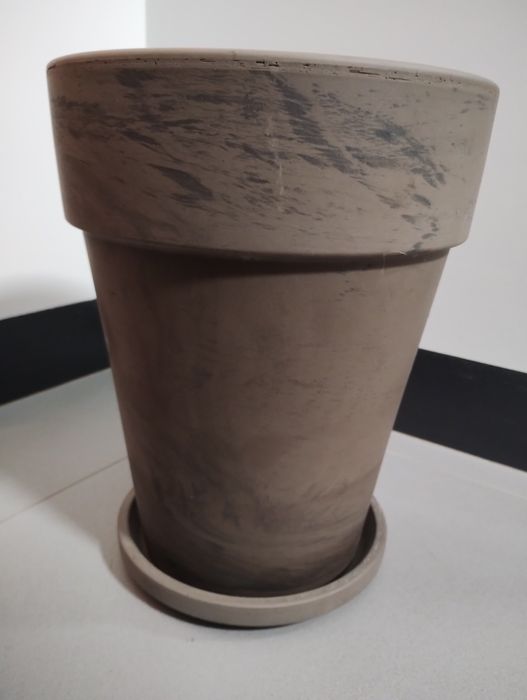 Donice terakotowe bazalt