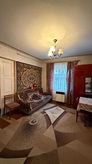 Продаж будинку в Кременці