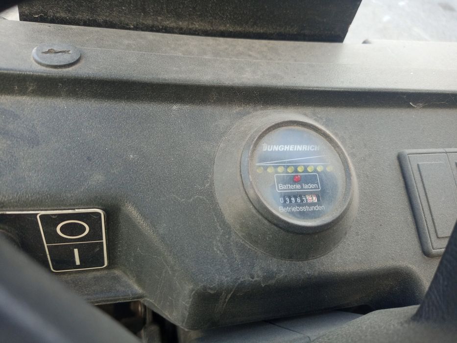 Empilhador elétrico Jungheinrich ungheinrich lateral