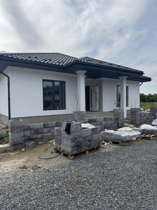 Продаж американки в Сторожниці