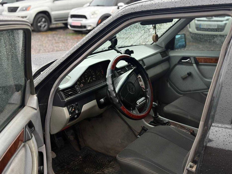 Mercedes-Benz W124 | 1989 рік | 2.3 бензин/газ