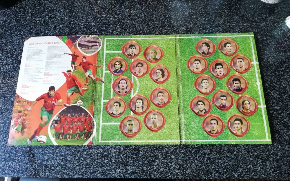 caderneta Portugal Euro 2004 completa