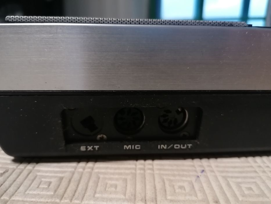 Leitor e gravador de cassetes BASF