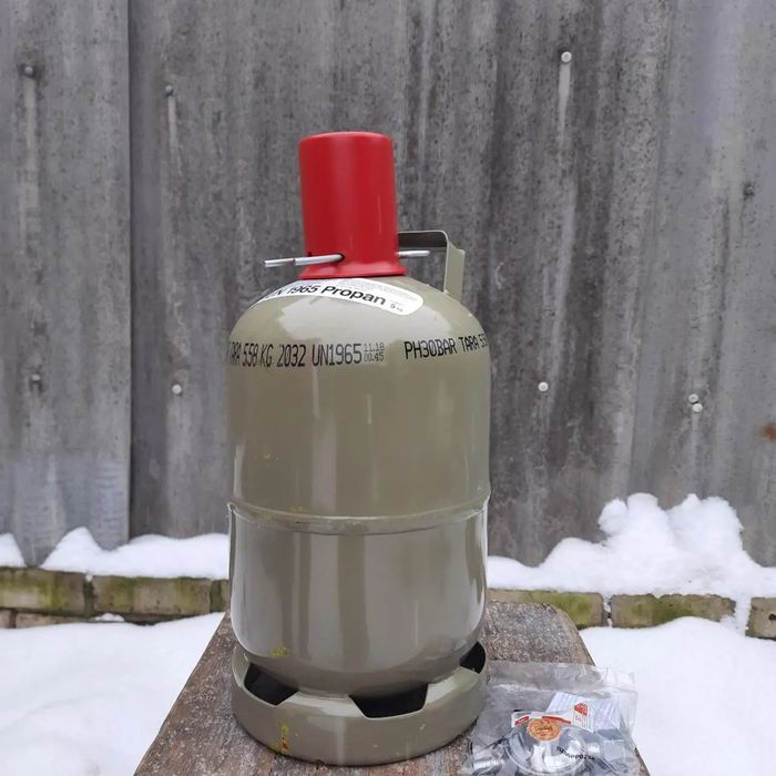 Газові балони, кемпінгові балони, Пальники, обігрівачі. Польща