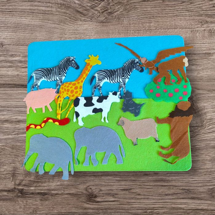 Флоковая доска с флоковыми фигурками.