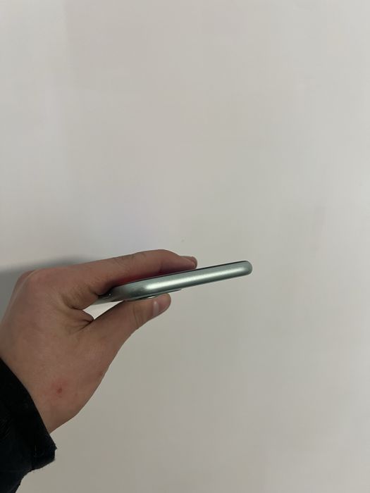 iPhone 11 64GB | зелений | OLX доставка