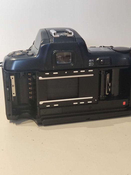 Nikon F-601 + Objetiva 28-80mm - Câmara Analógica - Reservada