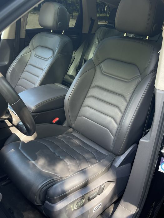 Volkswagen Touareg 2019 R-line Matrix HD
