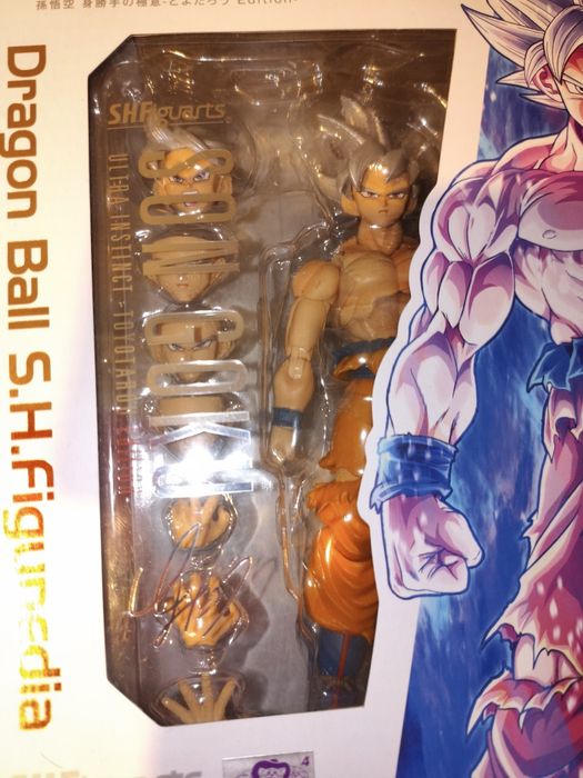 Toyotaro Ultra Instinct Son Goku S.H. Figuarts Figupedia