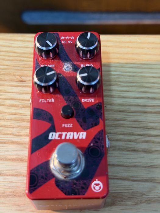 Pigtronix Octava Fuzz octave