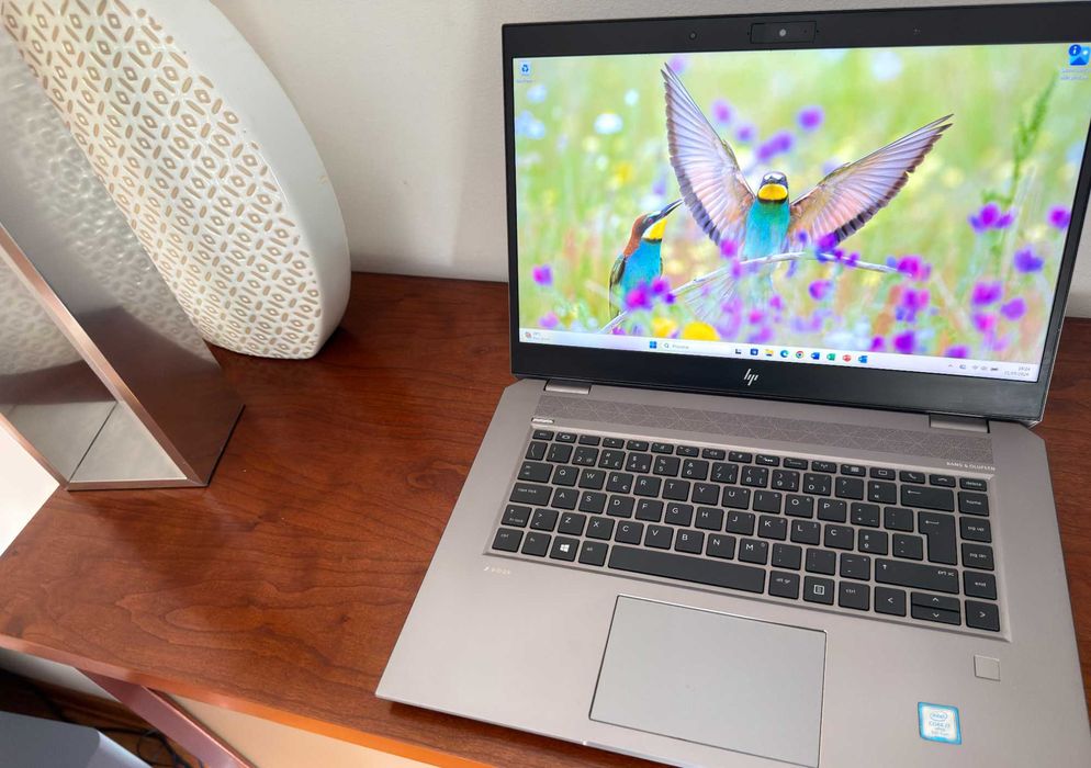 Zbook Studio G5|15.6" FulHD|i7-8850H|32Gb Ram|Ssd 1TB|Quadro P1000 4Gb