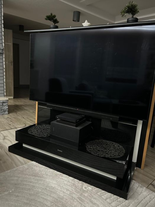 Sprzedam kompletną ściankę z TV LG 65"/Soundbar Samsung/RTV szafka