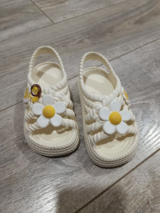 Босоніжки для дівчинки 16,5см