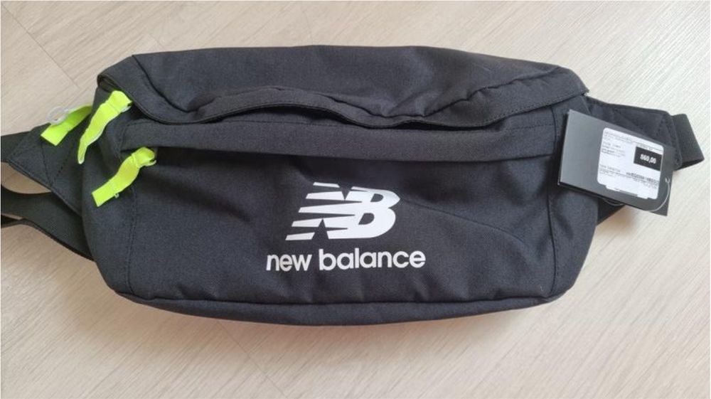Сумка на пояс New Balance