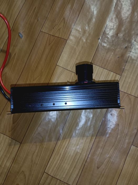 Перетворювач напруги 12 - 220  від 1000ват до  2000ват