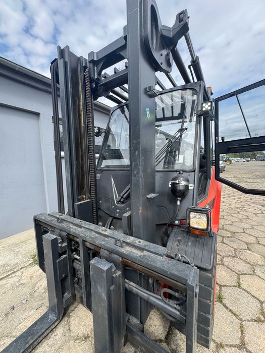 Wózek widłowy Linde H60D-02, 6 ton udźwigu.