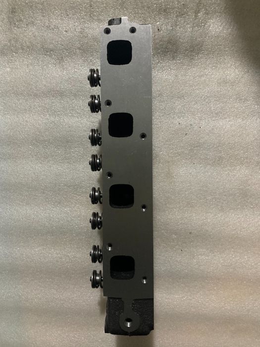 Головка блока Kubota V1505 V1703 V1902 d1102 d1301 d1302 d1403 d1403 d1503 d1703 d1803 v1205 v1305 v1405 v1305 v1500 v1501 v1502 v1505 v1701 v1702 v17