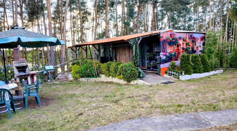 Domek kempingowy nad jeziorem płot, linia brzegowa, 40m-pomost, plaza