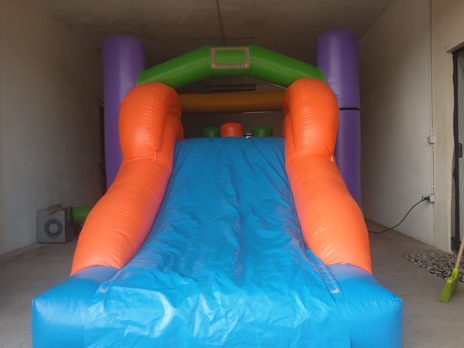 Aluguer de insufláveis e equipamentos