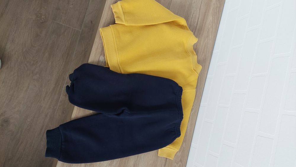 Спортивный костюм для мальчика на 1-2 года