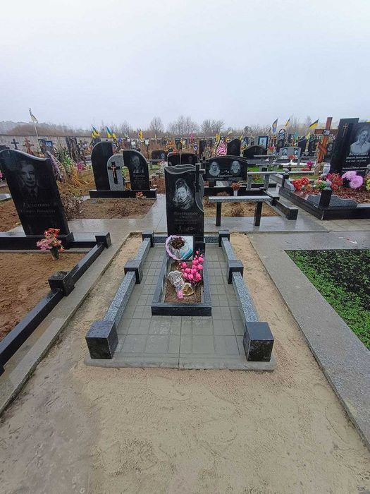 Виготовлення та встановлення пам’ятників