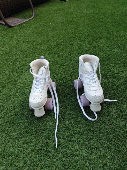 Patins praticamente novos n 34/35