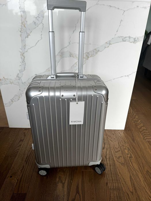 Walizka kabinowa Rimowa