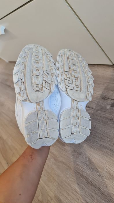 Tenis FILA brancos