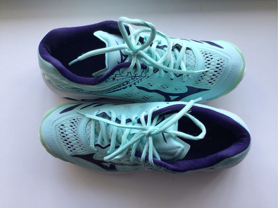 Кроссовки Mizuno Wave Lightning Z5 41 р.