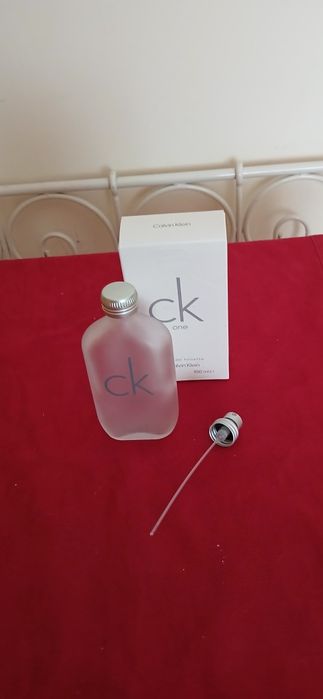 Frasco Calvin Klein One, vazio