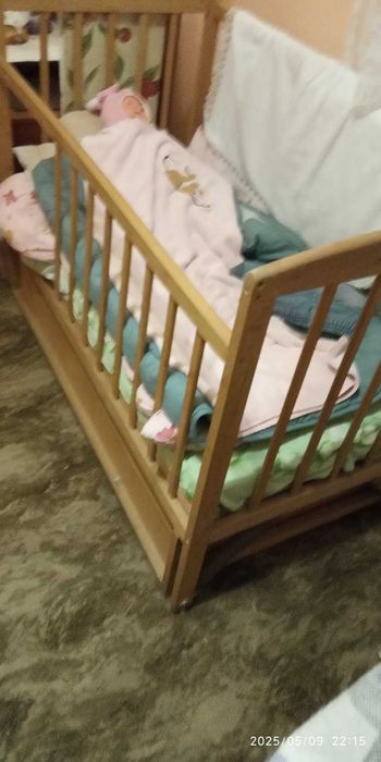 Дитяче ліжечко (колиска)