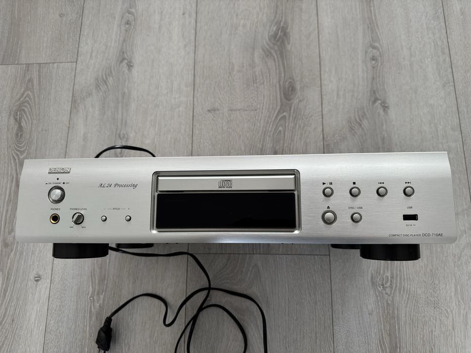 Odtwarzacz CD Denon