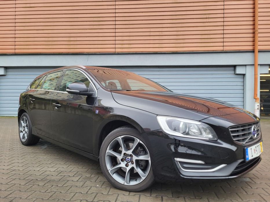 Volvo V60 V60 2.0D 190KM OCEAN RACE Skóry Xenon Navi Alu 17  Super stan
