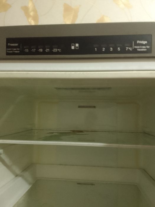 Двухкамерный холодильник Samsung