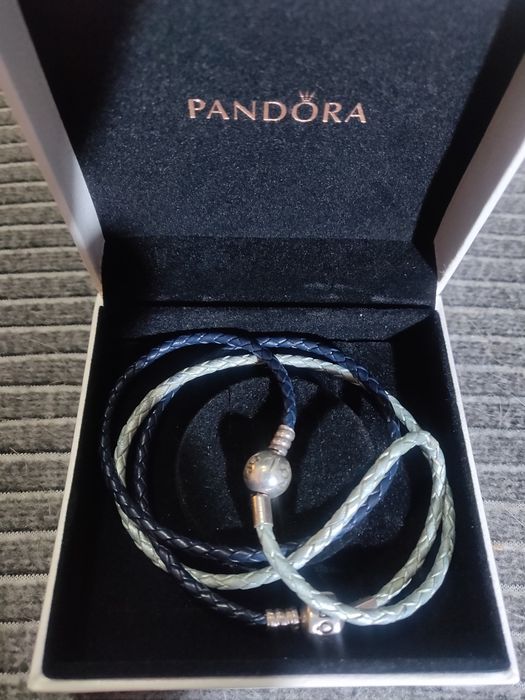 Pukseira da Pandora em couro