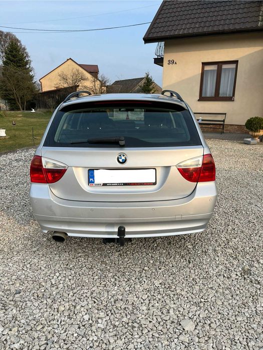 samochód BMW 318D