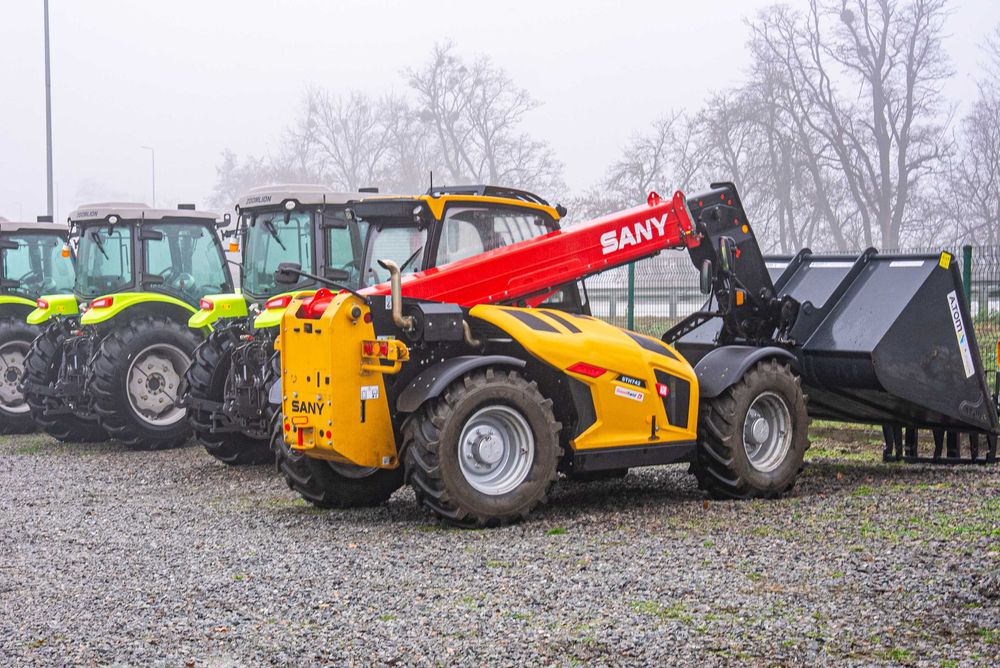 Телескопічний навантажувач Sany STH742 2025 (7м, 4.2т.)