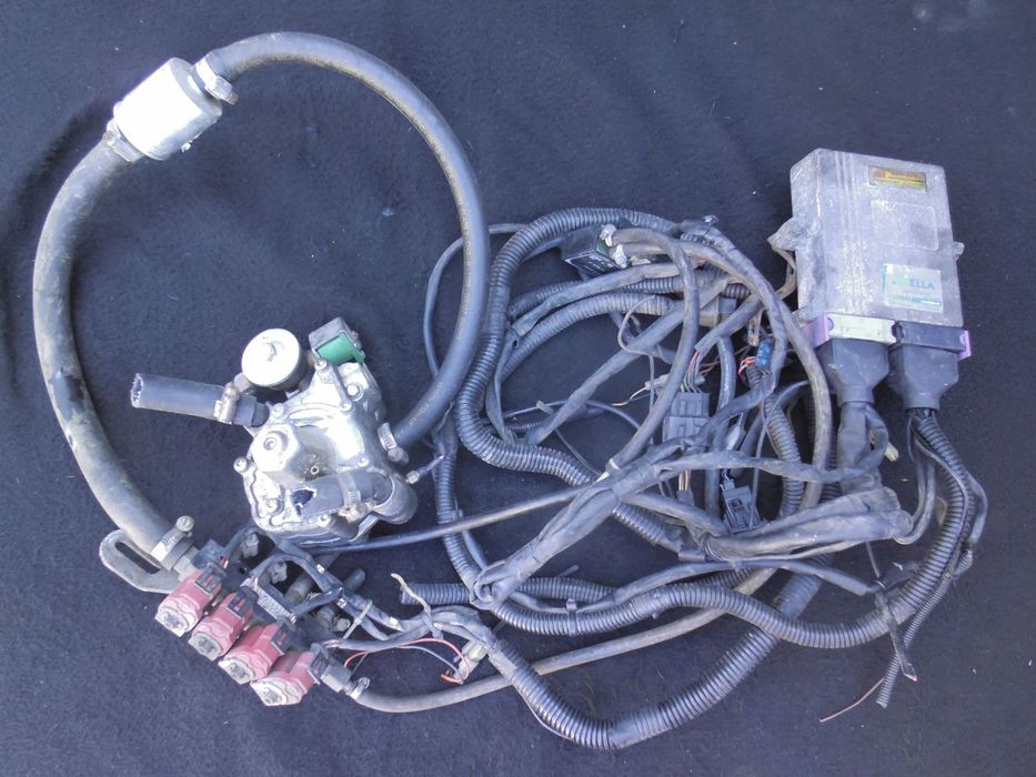 VW GOLF IV 1.6 AKL INSTALACJA GAZOWA LPG STELLA AE 2001NV KOMPLETNA STEROWNIK POMPA FILTR WTRYSKI PRZEWODY CZUJNIKI