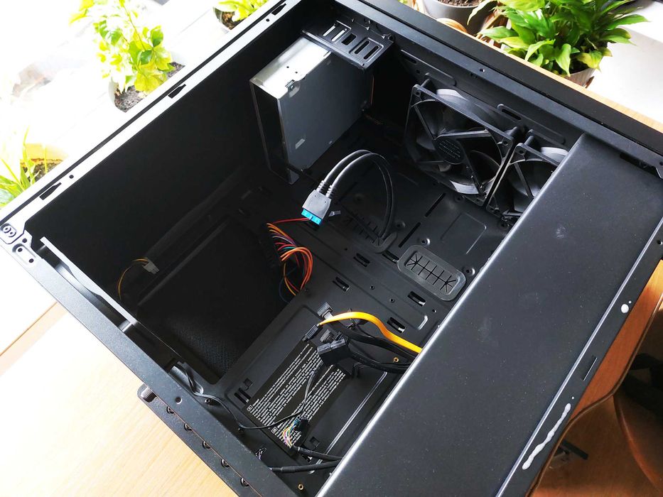 Obudowa ATX Modecom Oberon Pro LE + Zasilacz 400W