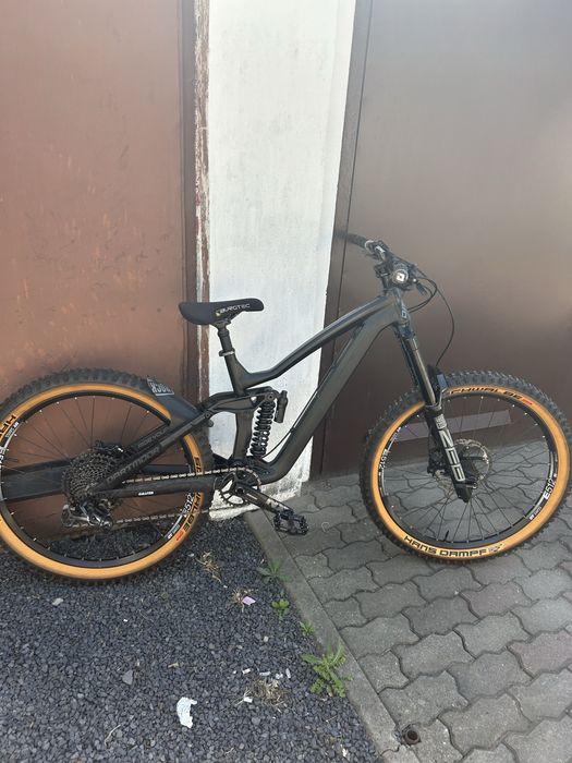 Dartmoor thunderbird fr 27,5 M NOWY ZEB